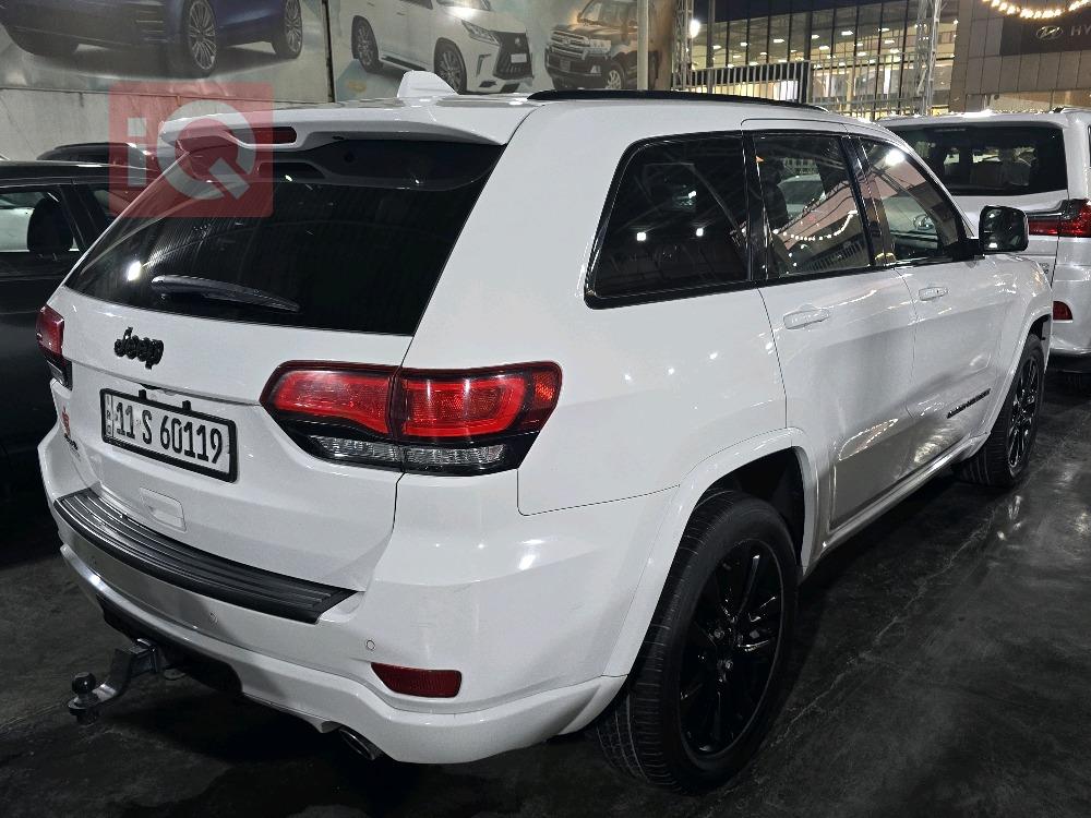 جيب جراند شيروكي